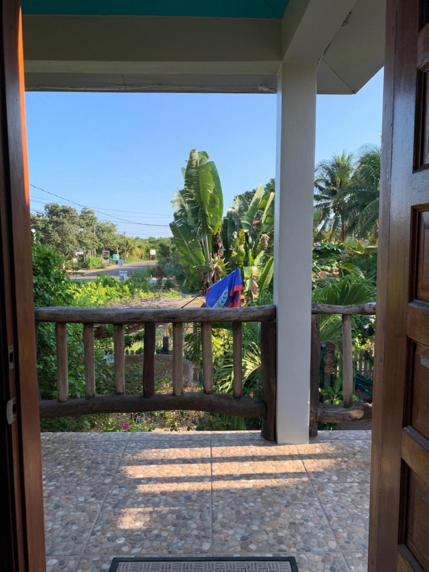 All Seasons Belize Hopkins Exterior foto